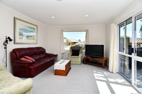 Photo of property in 61 Kintyre Drive, Broomfield, Christchurch, 8042