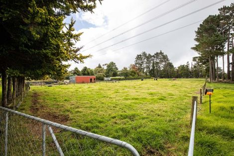 Photo of property in 42 Ridgewood Drive, Ridgewood, New Plymouth, 4371