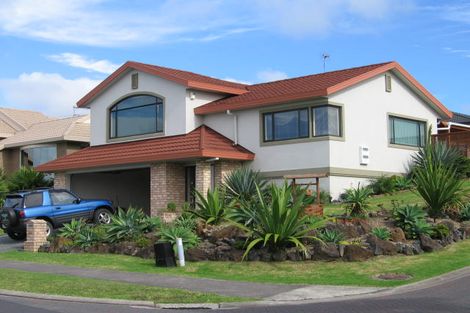 Photo of property in 22 Highfields Terrace, Henderson, Auckland, 0612