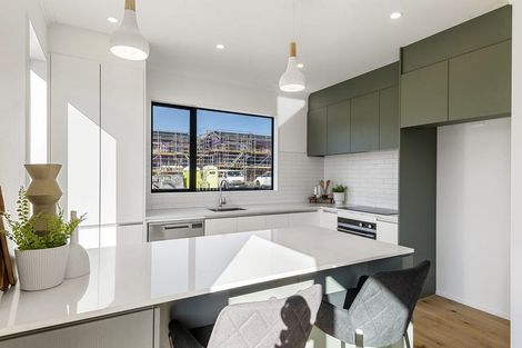 Photo of property in 3/241 Hill Road, The Gardens, Auckland, 2105