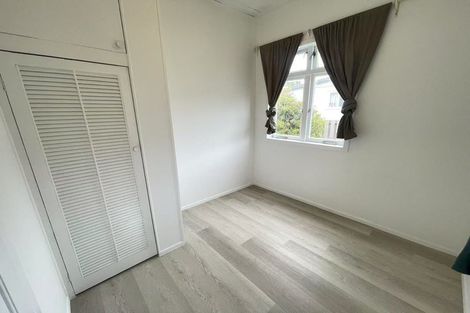 Photo of property in 7 Croydon Road, New Lynn, Auckland, 0600