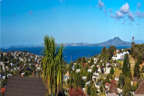 Photo of property in 29 Calypso Place, Rothesay Bay, Auckland, 0630