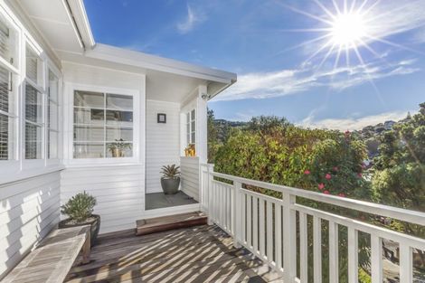 Photo of property in 18 Delhi Crescent, Khandallah, Wellington, 6035