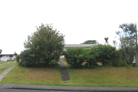 Photo of property in 63 Hogans Road, Glenfield, Auckland, 0629