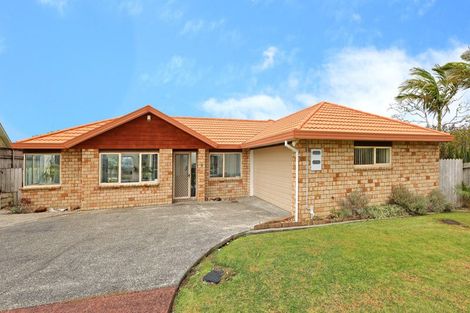 Photo of property in 3 San Antonio Way, Henderson, Auckland, 0612