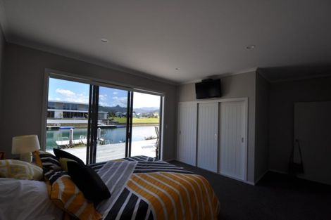 Photo of property in 125 Motu Hei, Pauanui, Hikuai, 3579