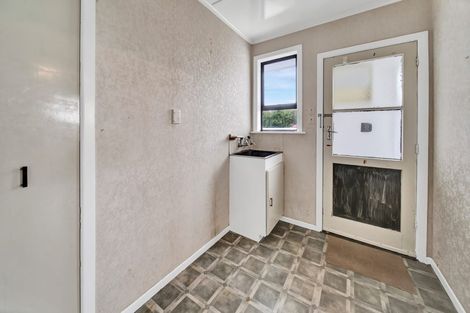 Photo of property in 21 Pacey Avenue, Hawera, 4610