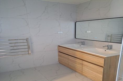 Photo of property in 20 Rorotu Avenue, Karaka, 2113