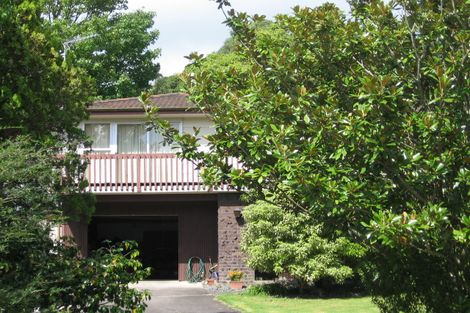 Photo of property in 6 Lemnos Place, Titirangi, Auckland, 0604