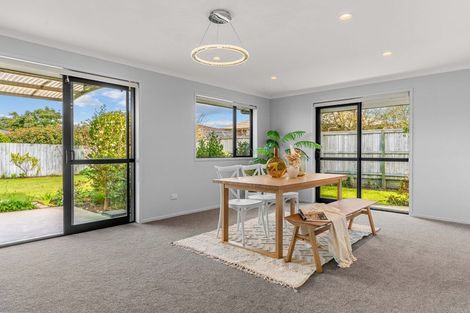 Photo of property in 4 Kowi Lakes Drive, One Tree Point, 0118