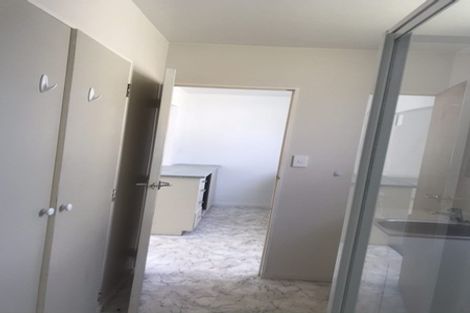 Photo of property in 21/125u Queens Drive, Lyall Bay, Wellington, 6022