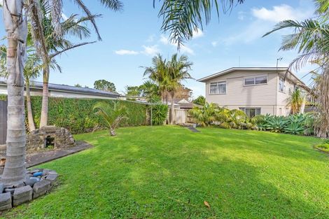Photo of property in 21 Waterlea Avenue, Mangere Bridge, Auckland, 2022