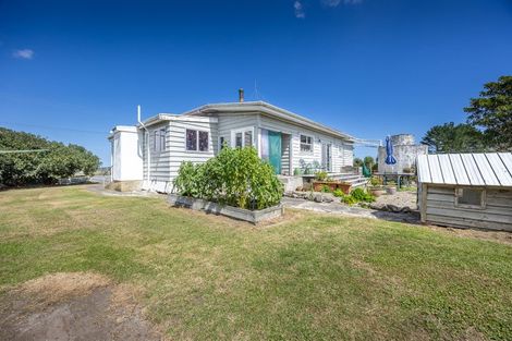 Photo of property in 67 West Coast Road, Te Kopuru, Dargaville, 0371