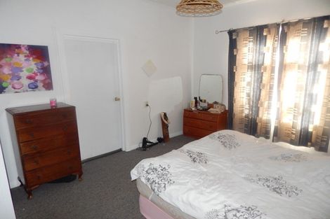 Photo of property in 15 Romilly Street, Westport, 7825