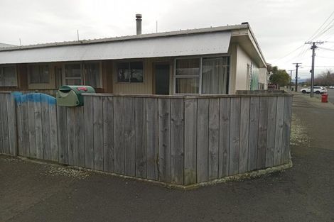 Photo of property in 3 Avenue Road, Foxton, 4814