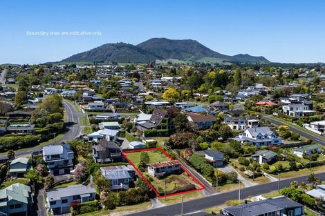 Photo of property in 12 Rokino Road, Taupo, 3330