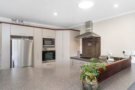 Photo of property in 42 Kupe Drive, Whitianga, 3510