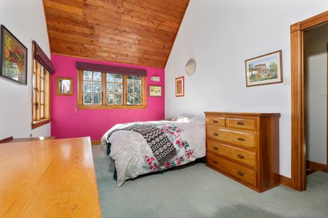 Photo of property in 52 Golf Road, New Lynn, Auckland, 0600