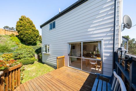 Photo of property in 5 Anaheim Place, Churton Park, Wellington, 6037