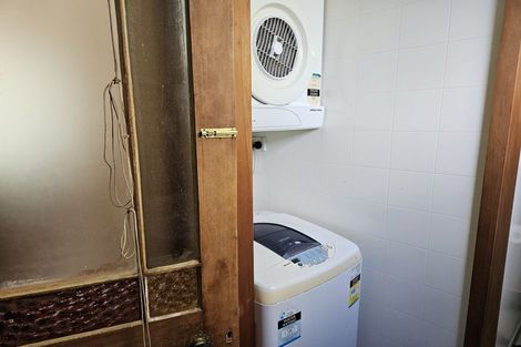 Photo of property in 183 Edgeware Road, Edgeware, Christchurch, 8013