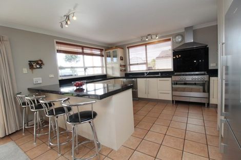 Photo of property in 145 Regan Street, Stratford, 4332