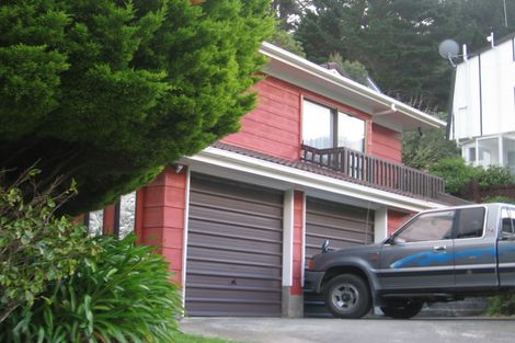 Photo of property in 9 Percy Dyett Drive, Karori, Wellington, 6012