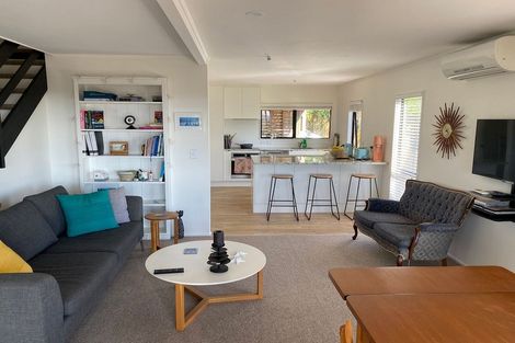 Photo of property in 9a Rangatira Road, Birkdale, Auckland, 0626