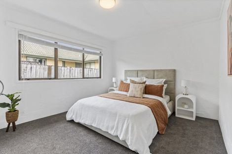 Photo of property in 17 Nukumea Common, Orewa, 0931