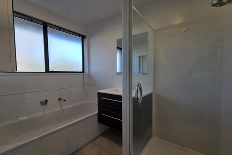 Photo of property in 2/16 Veitches Road, Casebrook, Christchurch, 8051