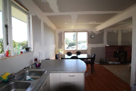 Photo of property in 7 Ruru Place, Tokoroa, 3420