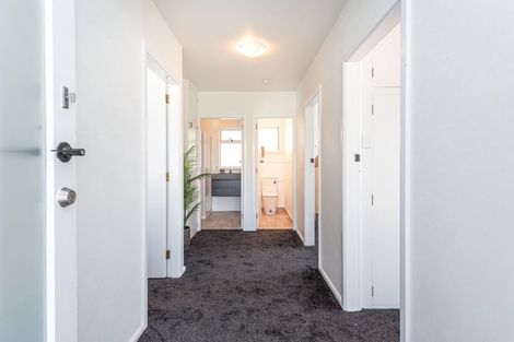 Photo of property in 134 Somerfield Street, Somerfield, Christchurch, 8024