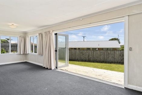 Photo of property in 8a Chard Street, Westown, New Plymouth, 4310