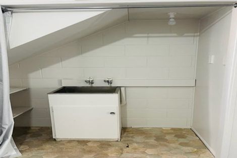 Photo of property in 1 Bendale Place, Papatoetoe, Auckland, 2025