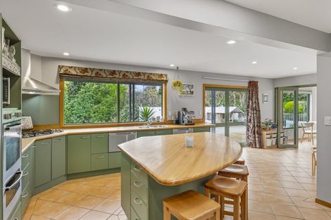 Photo of property in 2 Southleigh, Raumati South, Paraparaumu, 5032