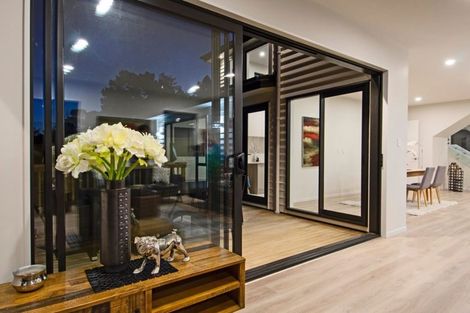 Photo of property in 3 Highway View Lane, Schnapper Rock, Auckland, 0632