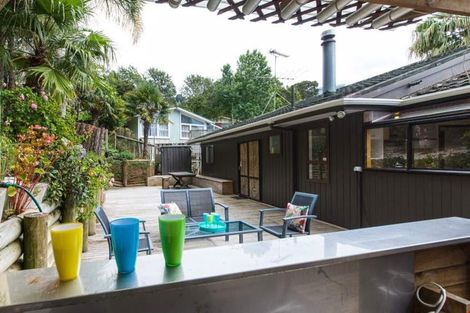 Photo of property in 86 Ayton Drive, Totara Vale, Auckland, 0629