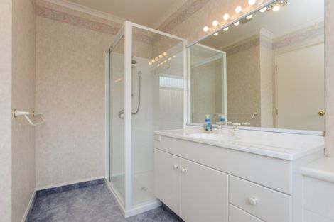 Photo of property in 9 Claridge Place, Taradale, Napier, 4112