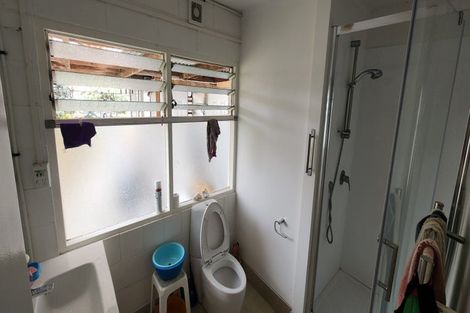 Photo of property in 7/320 Pakuranga Road, Pakuranga Heights, Auckland, 2010