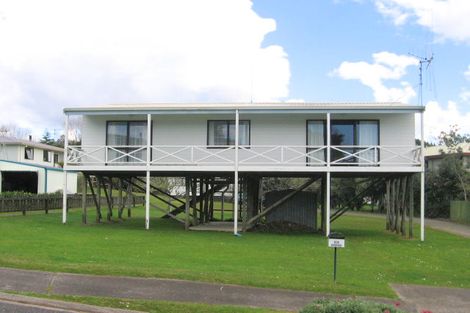 Photo of property in 108 Patiki Place, Whangamata, 3620