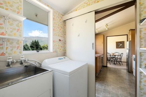 Photo of property in 4 Clematis Court, Wanaka, 9305