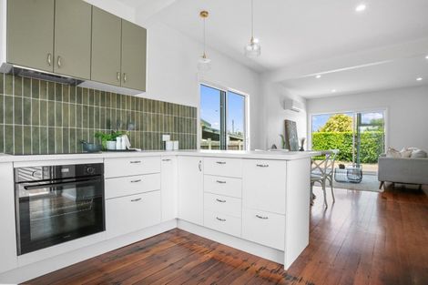 Photo of property in 46 Beach Road, Katikati, 3129