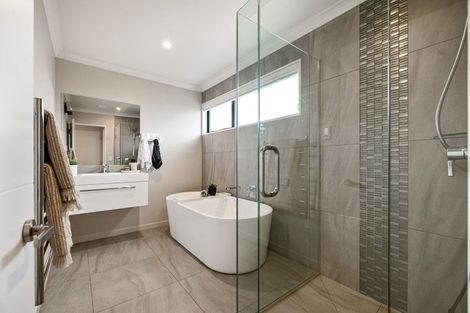 Photo of property in 16 Dollar Place, Prebbleton, 7604