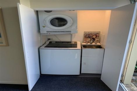Photo of property in 4/16 Huron Street, Takapuna, Auckland, 0622
