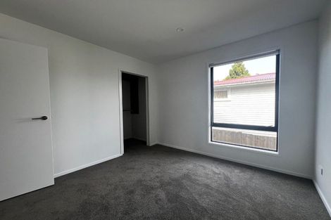 Photo of property in 21 Divich Avenue, Te Atatu South, Auckland, 0610