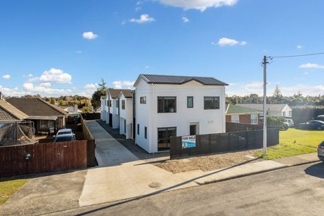 Photo of property in 19c Bowater Place, Manurewa, Auckland, 2102