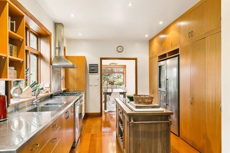 Photo of property in 6 Kio Road, Hataitai, Wellington, 6021