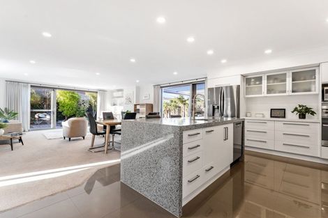 Photo of property in 26 Waitotara Way, Whitianga, 3510