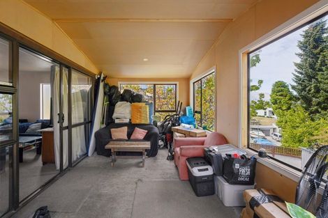 Photo of property in 1 Salmond Place, Queenstown, 9300