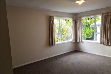 Photo of property in 35 Greendale Avenue, Avonhead, Christchurch, 8042