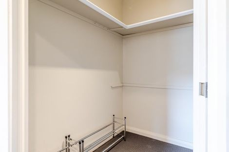 Photo of property in 211a Vogel Street, Roslyn, Palmerston North, 4414